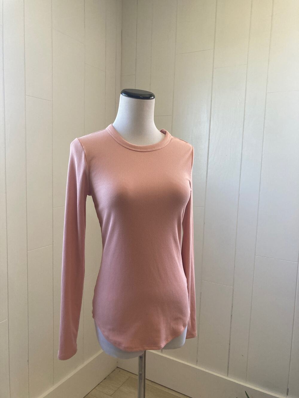 No Boundaries Dusty Pink Juniors Pullover Top, Size 3/5